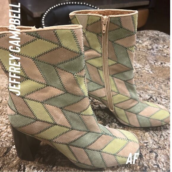 JEFFREY CAMPBELL VERSUS PW BOOTIE IN GREEN NEW SIZE 9.5 - Picture 1 of 7